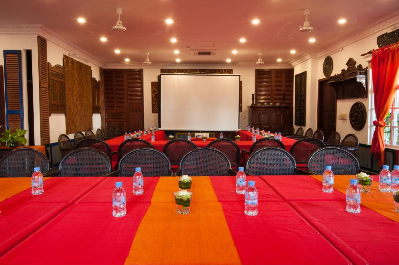 Khmer Surin Boutique Guesthouse Phnom-Penh Buitenkant foto