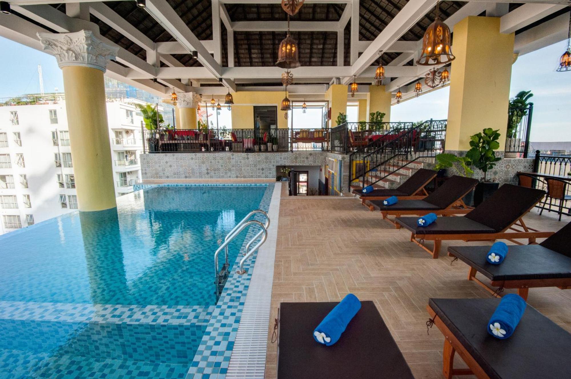 Khmer Surin Boutique Guesthouse Phnom-Penh Buitenkant foto