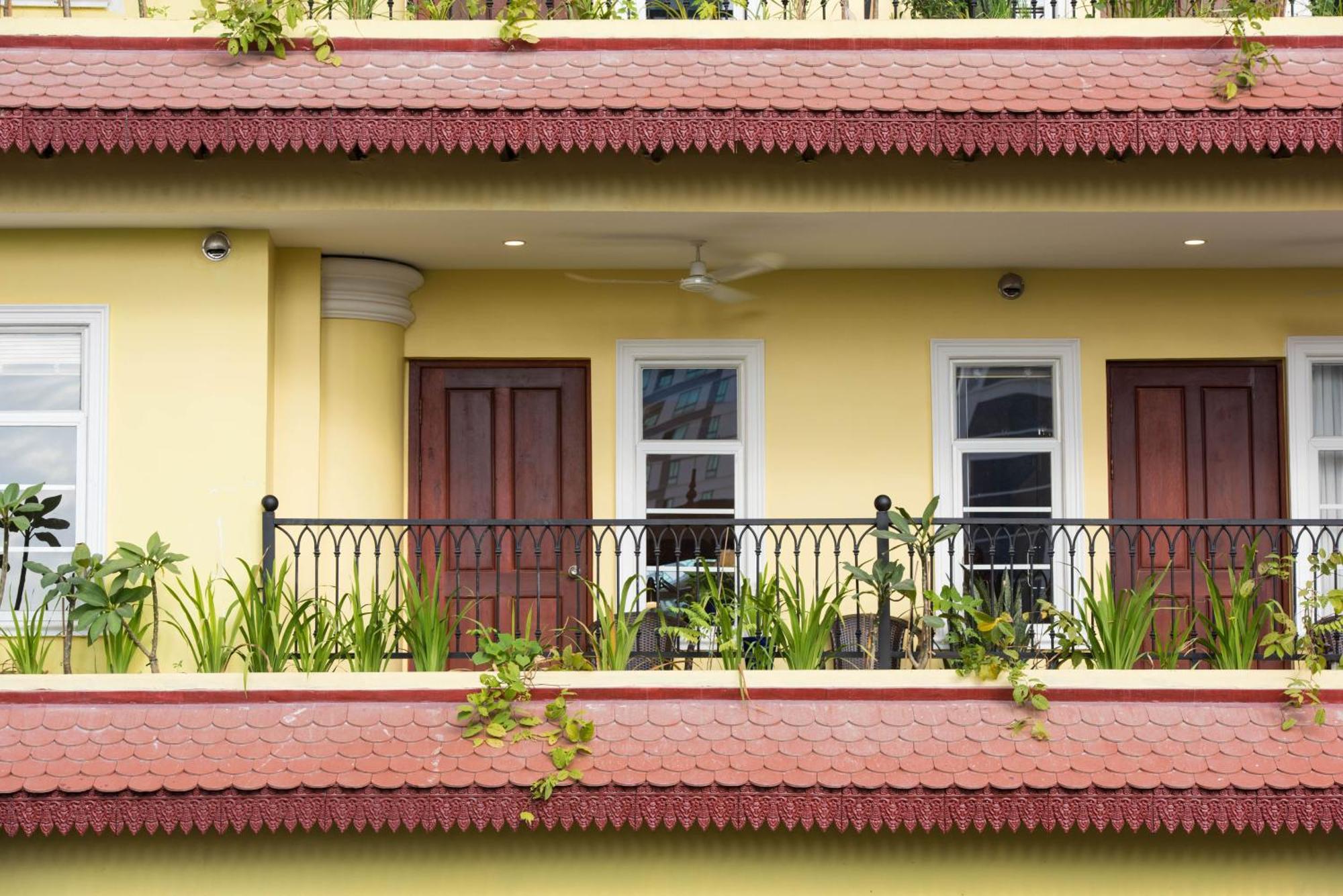 Khmer Surin Boutique Guesthouse Phnom-Penh Buitenkant foto
